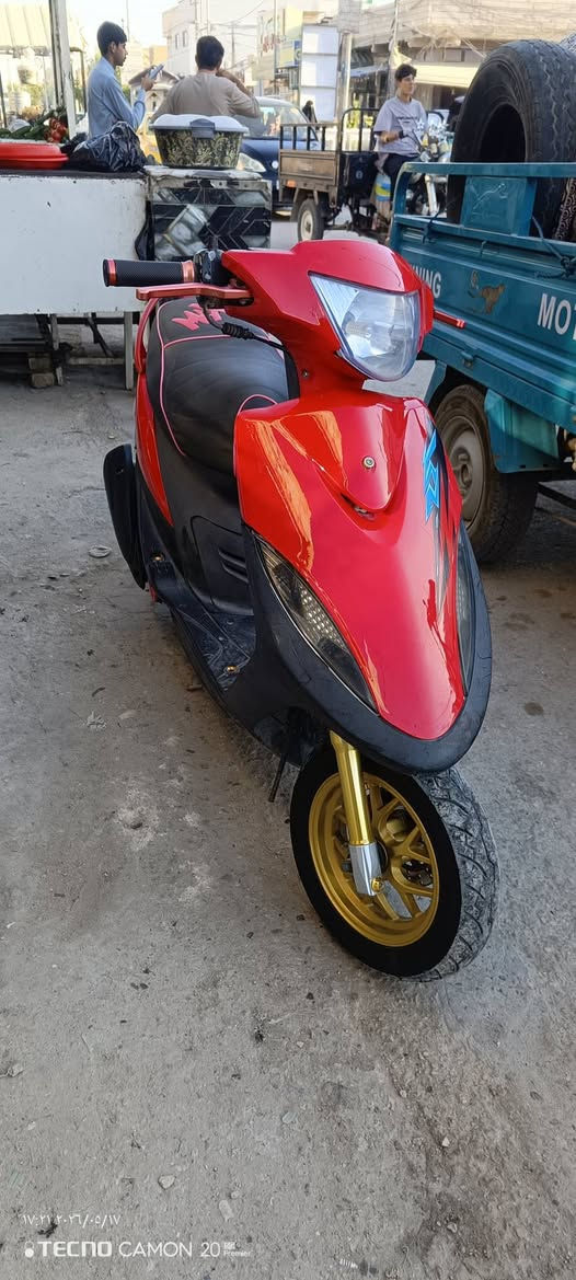دراجه ماكس عدله حاويه برغي مامفتوح بيهه لبيع السعر 900 وبيهه مجال


**إذا كنت صاحب هذا الإعلان وتريد حذفه لأي سبب، رجاءا أرسل رسالة إلى الدعم الفني**