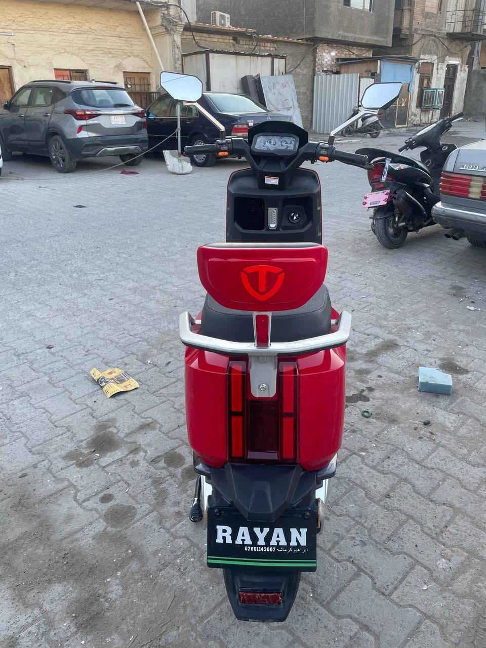 سلام عليكم للبيع دراجه ريان وحش الكون مواصفاتها معروفه دراجه كلها مكفوله كفاله عامه فقط الجاملغ الأمامي مكسور فقط غيره ماكو دراجه خير من الله سعرها 850 وببها مجال مكاني بغداد شارع حيفا /*********** مو شراي لا تعبني فدوه
