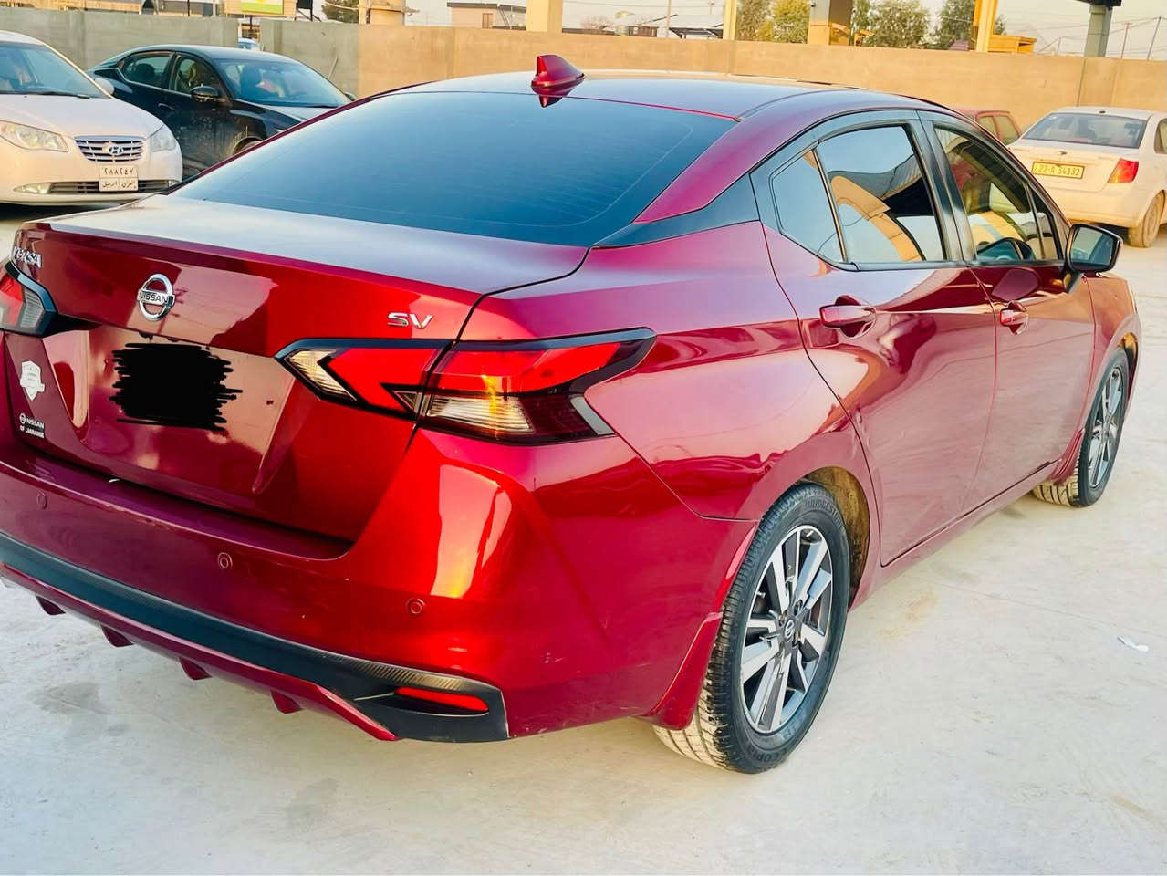Nissan versa 2020 SV 
نیسان ڤێرسا ٢٠٢٠ 
١٥٠ هەزار ڕۆیشتوە 
دوو پارچە سبووغ بێ ناو گرتن دوو پەڵەی قەلەم کاری یەک بست سارد
مواسەفات SV
بەسمە، ڕادار ،خەتی جادە
گێر و مەکینە و تەبرید و تەقە و ڕەقە  
ڕەقەم هەولێر سەنەوی  ٢٠٢٧ 
ژ.م *********** أربيل, العراق
