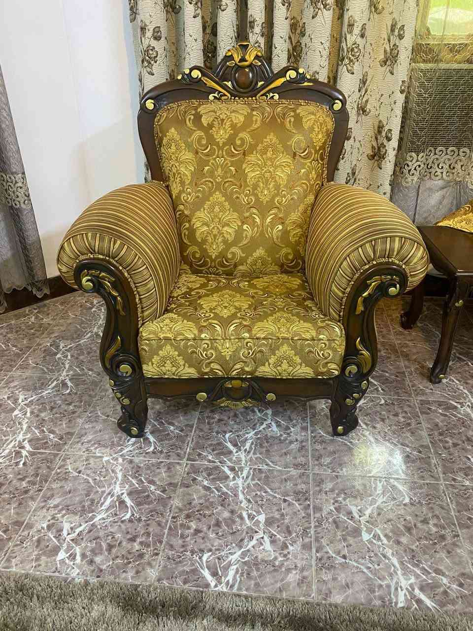 تخم ملكي عشر مقاعد النظافه 100/100 للبيع السعر مليون اونص


**إذا كنت صاحب هذا الإعلان وتريد حذفه لأي سبب، رجاءا أرسل رسالة إلى الدعم الفني**