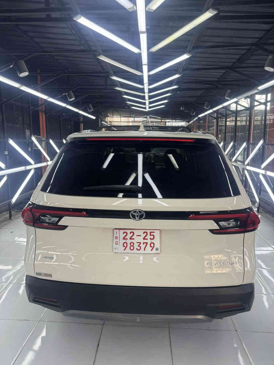 Grand Highlander 2024 platinum
كراند هايلاندر ٢٠٢٤

المواصفات  كثيره وما تنعد ومن ضمنها الآتي 
 
محرك توربو 
داتا شو
كشنات امامي وخلفي تبريد وتدفئه
ستيرن تدفئه
ويل  كروم

بانوراما
سماعات jbl 
شاشه كبيره 12.3”
شحن لاسلكي
5 كامرات 
4x4 
داخل جملي
ترحيب خارجي 

حادثها بابين جهة سايق
مصلح نفسه ومصبوغ 

بجم امامي وخلفي ما مفتوح

موقع دهوك
رقم كاتي 

***********
***********
