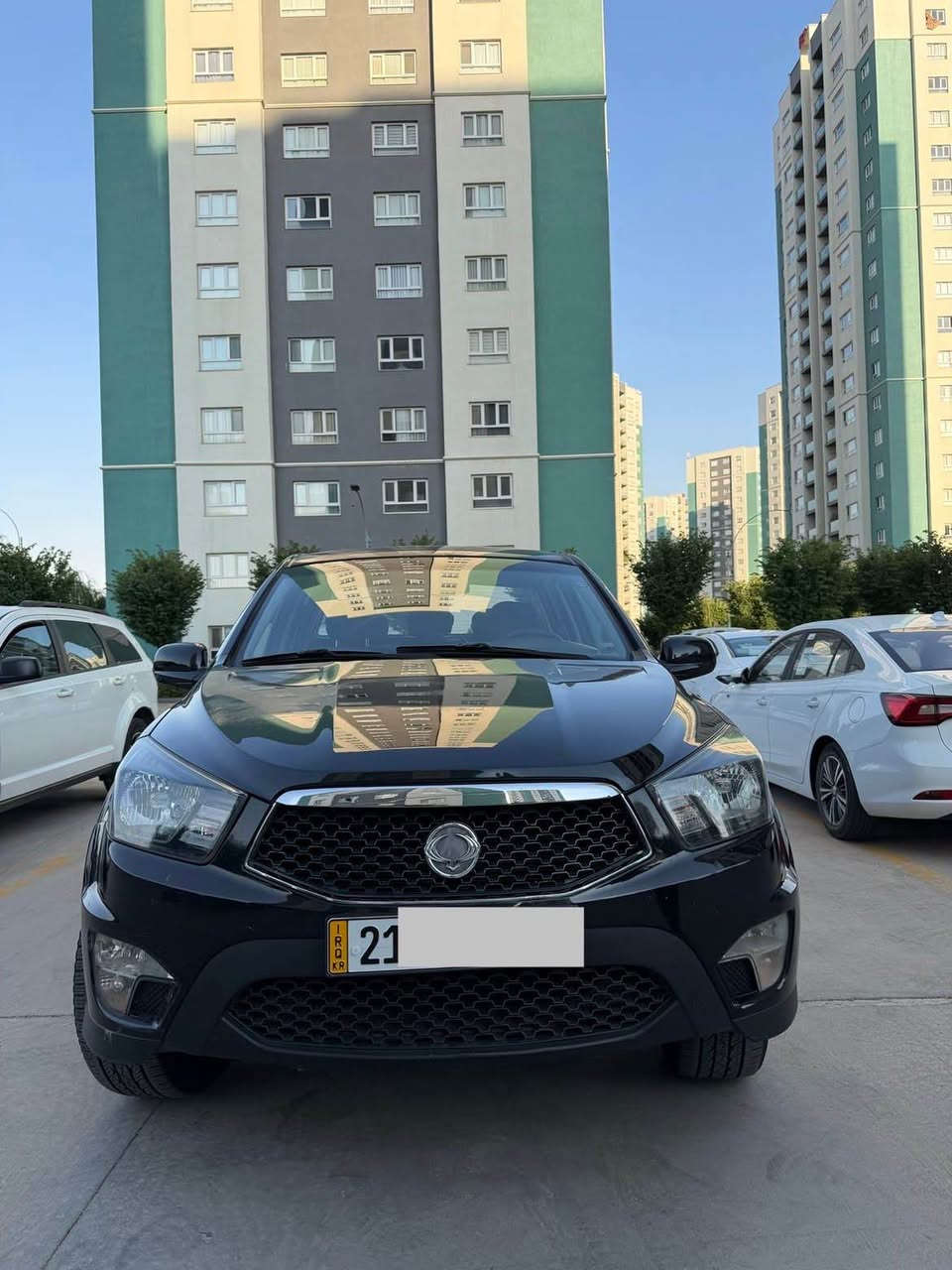 دەبڵ ئەکسل ، بێ بۆیاخ تەنها کەمێک کاڵبوونەوەی هەیە بۆنیت و سەقف ، دەعمی نییە، یەک دەسە، سەیارەیەکی  زۆر پاک و جوانە. سعری ٨٥.                 ***********
*********** السليمانية, العراق
