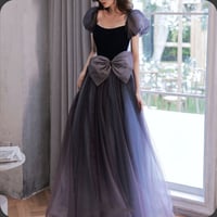 فستان سهرة • تصميم كوري • تنورة تل لامعة