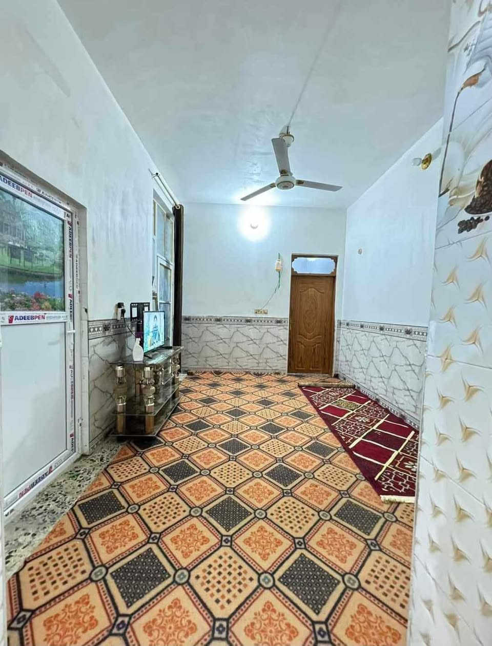 بيت 🏠 بحي نداء نجف الإشراف منطقة ال ٥٢شارع البيت ١٥مساحه ١٠٠متر طابق ونص مطلوب المصرف العقاري ١٠٠مليون مقدمة ٤٣كفيل ثابت موقع حلو 
يتكون من صاله ستقبال مطبخ غرفتين مكشوفه صحيات داخليه وخارجيه  تبيع تشتري راسني وتساب موجود ***********  📞
نستقبل عروضكم  بيع او شراه 

📝(الحساب محضور بس تعليق )📜
