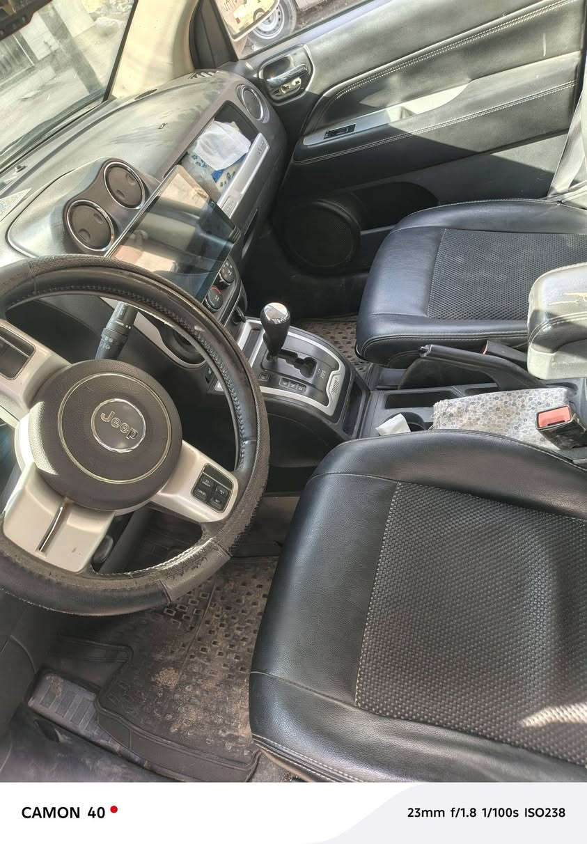 سيارة جيب كومباص امريكي موديل 2016ماشية 100الف،  مكان السيارة كربلاء، باسم رجال من البصرة،  والشراي اليريد يعرف اي تفاصيل يتصل هذا رقمي ***********
