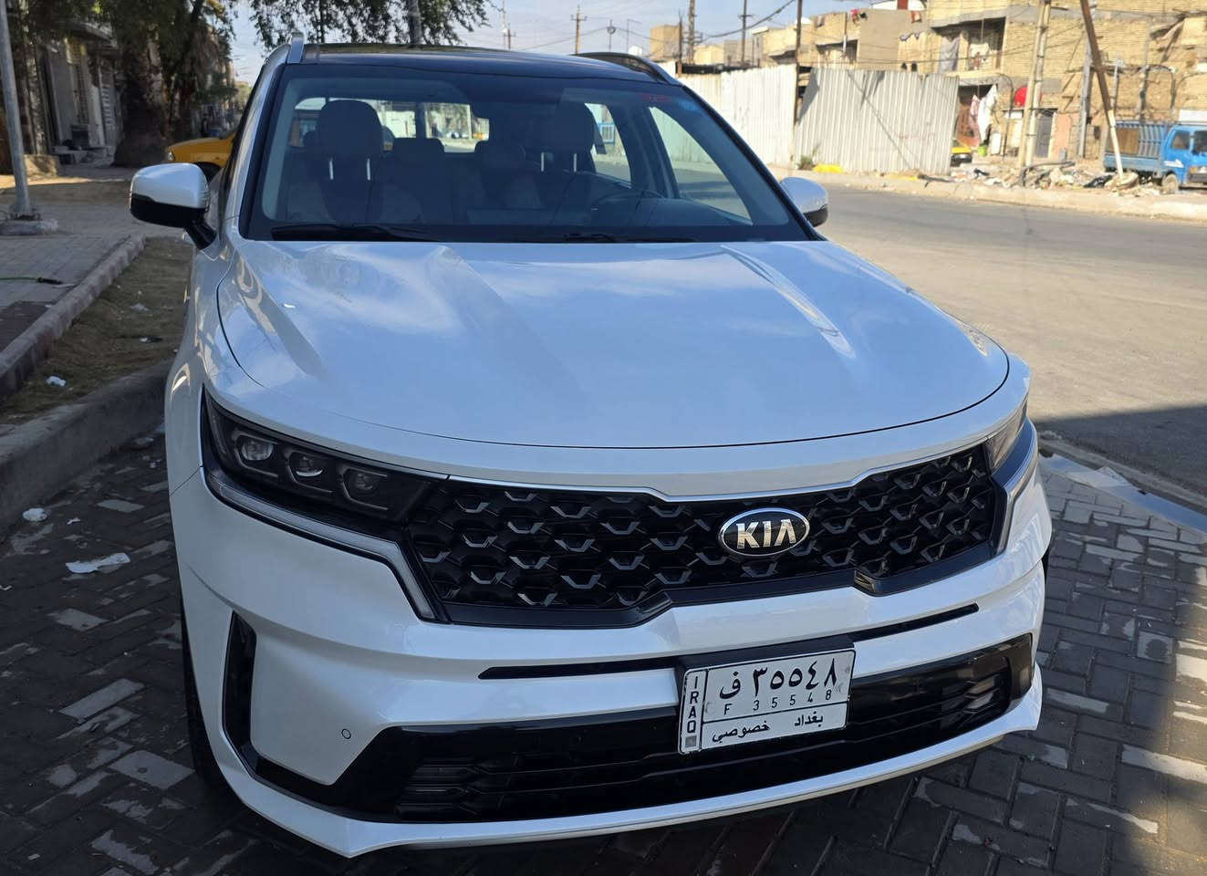 كيا سورينتو  موديل ٢١ خليجي محرك ٦ سلندر
ماشية ٨٣ ونص 
سيارة بانوراما + المواصفات المعروفة 
مكفولة كير ومحرك وصبغ 
بيها طختين بارد ماسويتهن باقيات على وضعهن 
السعر ٢٦٨ 
***********
