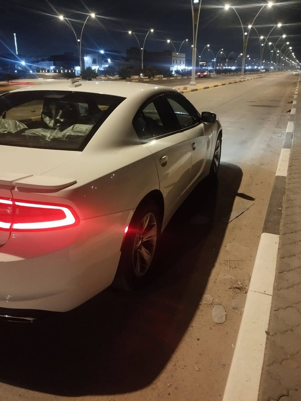 السلام عليكم جارجر2017وارد كندي كفالة حته الدعميات السياره بسمنه تحويل السياره فول ما عده الفتحه السياره احله من الصور للاستفسار الاتصال ***********مكاني البصره
