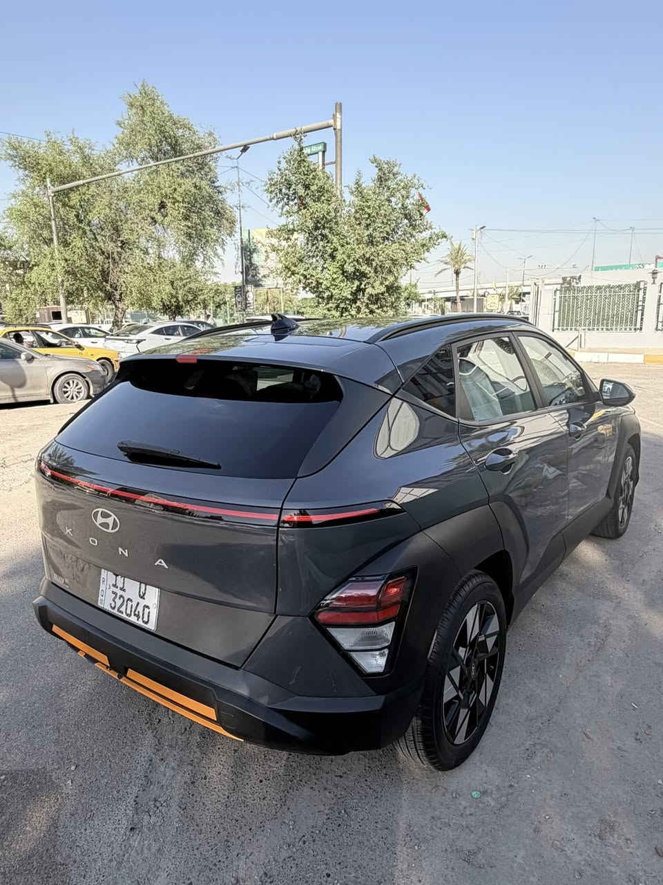 للتواصل عالرقم فقط -
هونداي كونا 2024 HTRAC …  

فول مواصفات، عدا الفتحه رقم بغدادبأسمي  ، وارد أمريكي السيارة /   

.حادث اصبعين بنيد مصلح نفسه ومصبوغ ايرباك دركة فقط
بارد بسيط اثر شخط اقل شبر . 
راديترات تبريد مروحه كلهن بلاديات 
صور الحدث مرفق مع الصور ✅

المواصفات:  

- محرك 2000 دوش المرغوب 

- بصمة تشغيل مع الأبواب والصندوق

- تشغيل عن بُعد

- هند بريك بصمة

- شاشة ديجيتال متصلة

- نظام ترحيب عند الاقتراب

- كرسي سائق كهرباء

- رادار أمامي + خلفي + نظام النقطة العمياء

- تحديد مسار وتحذير عند الخروج عن الخطوط

- نظام أوتو بارك يضرب بريك عند الاقتراب

- أنظمة قيادة متعددة

- أوتو هولد

- نظام صعود المنحدرات

- إشارات في المرايا

- تبريد بيانو مناخي منفصل (أمامي وخلفي)

- تحكم ستيرن أربع جهات

- شاشة كبيرة لمس تدعم Android Auto وApple CarPlay

- كاميرا خلفية دوّارة Full HD

- إنارة LED أمامية متغير ونهارية وخلفية 

- ⁠تبريد قطعتين 

- وضعيات قيادة سبورت + نورمال + سنو 

- رادار خلفي تنبيه عبور + بريك ذاتي 

- ⁠كار بلي  

السيارة مكانها بغداد/ شارع فلسطين 

للاستفسار يرجى الاتصال ع الرقم: 

 *********** .

السعر 170 ورقة  وبيها مجال بسيط

واتساب او الاتصال عالخط
