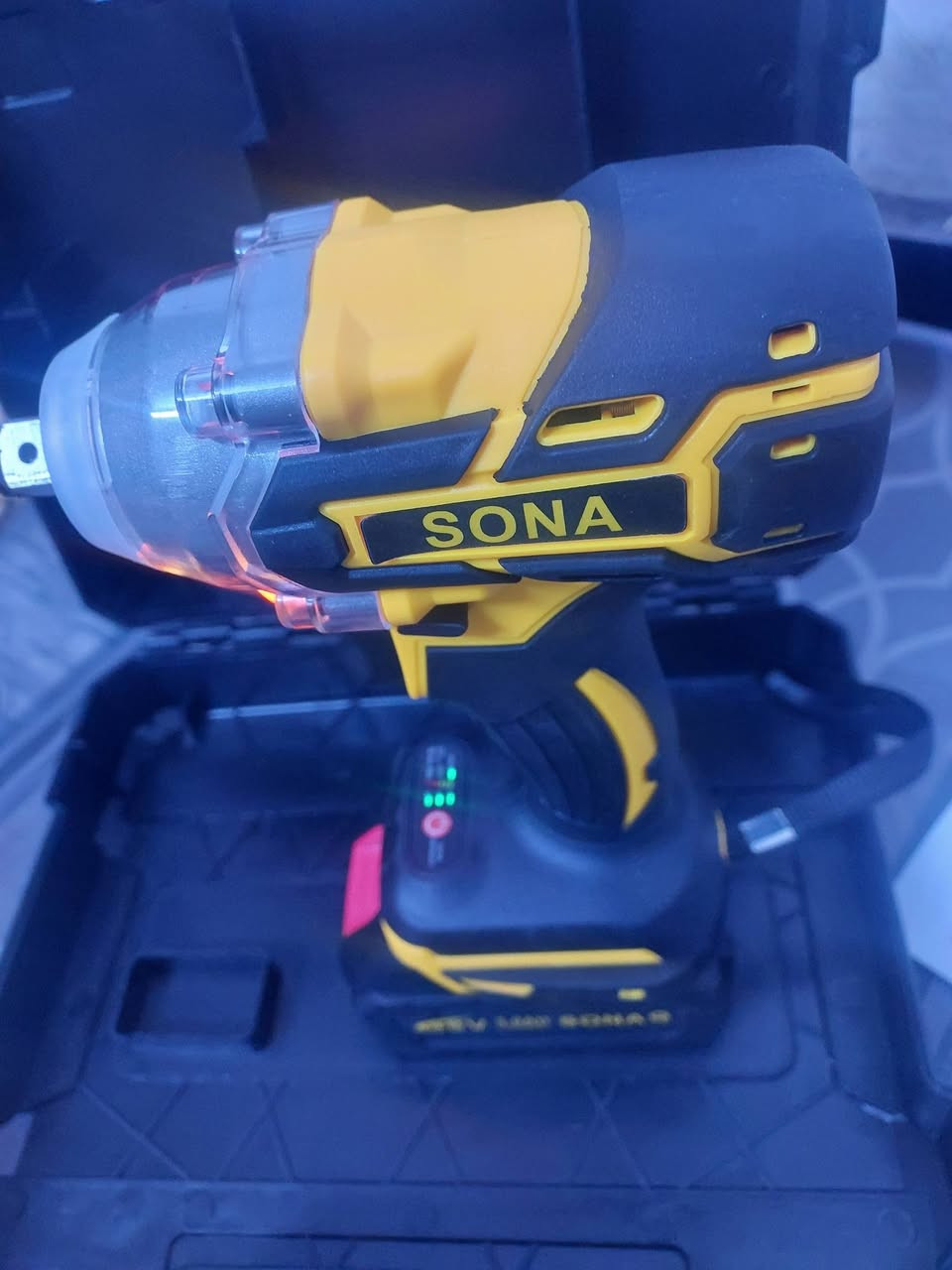 من رخصة المدير المحترم  دريل لقمه ودرنفيس غير مستخدم  السعر ٢٥ بغداد الزعفرانيه  *********** يوجد توصيل
