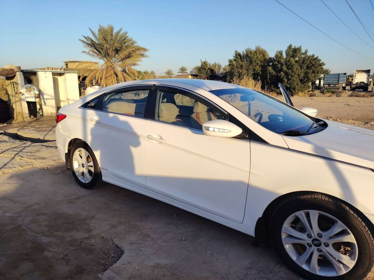 سلام عليكم
سوناته خليجي مديل 2012 للبيع
حساس خلفي كامره  شاشه
تبريد  خلفي امامي خير من الله
بانزين خير من الله تنسه صرف
مكينه مفتوحه اني فاتحه ومشتغلها شغل درجه اولا السياره بيها باب اليمنه الخلفي مصبوغ وشويه من الداير وبيها بارد بليسره
تخم تاير سعرهن ٥٠٠الف ياباني اصلي قبل شهر شاده
مري شفط شماليه تحويل شوكت متريد سعر ١٢٢ورقه
اتصل على رقم وبيك خير ودلل ***********
*********** بي واتساب
