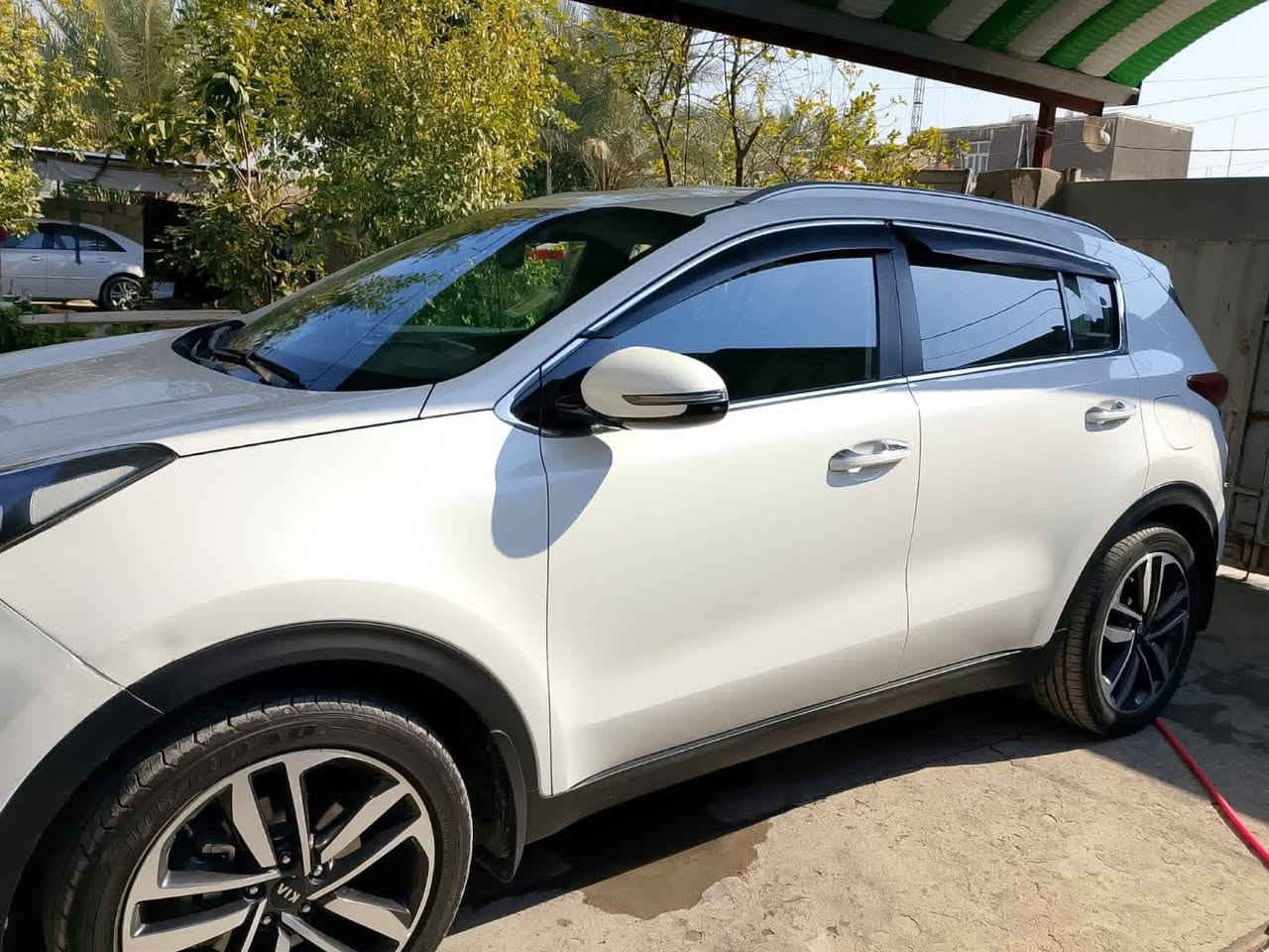 سلام عليكم للبيع سبورتج موديل 19 خليجي سياره مال بيت كفاله عامه عداا طخه شويه بجاملغ الأمامي سياره ع وضع الشركه مدور ثاني يوم السعر.  ١٩٥ بيه مجال مكاني بابل  مشروع المسيب 
 ***********
