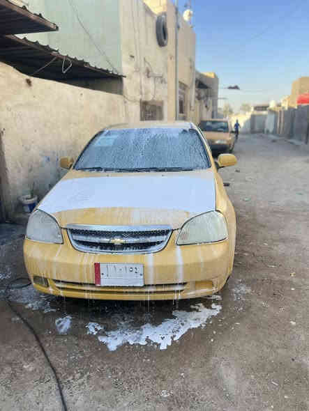 السلام عليكم اوبترا للبيع موديل 2004 مكينه جديد شاده شرط لاتبخير ولاتنقيص كير جديد حداديه هستوني مبدله كله جديد كهربأياته كله شغال مابيه نقص السياره تخم تاير وبيه ضربه جاملغ خلفي فقط بدون دواخل سنويه لل 2027 السعر ٣٨ وبيه مجال بسيط مكاني الديوانيه الإسكان
***********
