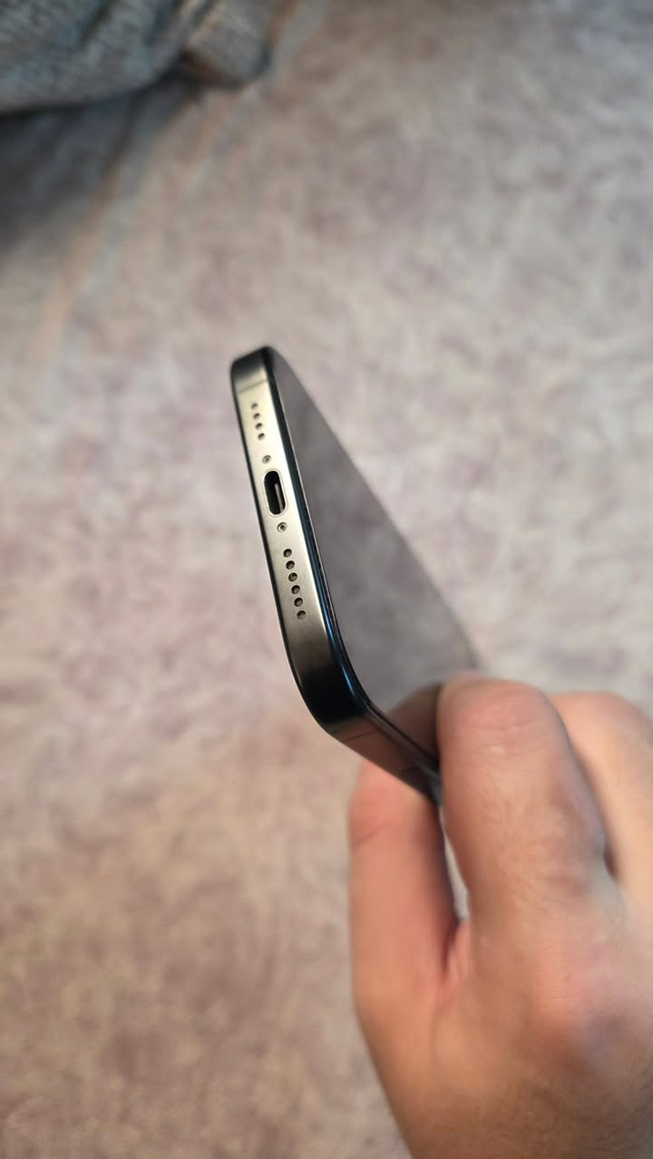ايفون16برو ماكس
256gb
بطاريه95%
لون اسود
جهاز مافيه اي خدوش 
وكل اشي موضح بالصور 
وارد كندي-تيربو سيم-مدخل شريحه طبيعي
موجود الكرتونه و6كفرات

السعر:660دينار
قابل للتفاوض بالمعقول
والله يبارك لصاحب النصيب


**إذا كنت صاحب هذا الإعلان وتريد حذفه لأي سبب، رجاءا أرسل رسالة إلى الدعم الفني**