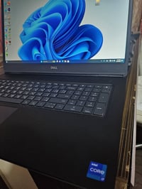 لابتوب بكرت كوادرو rtxA4000m يعادل بل قوة rtx 3080m لابتوب للبيع نضيف ...