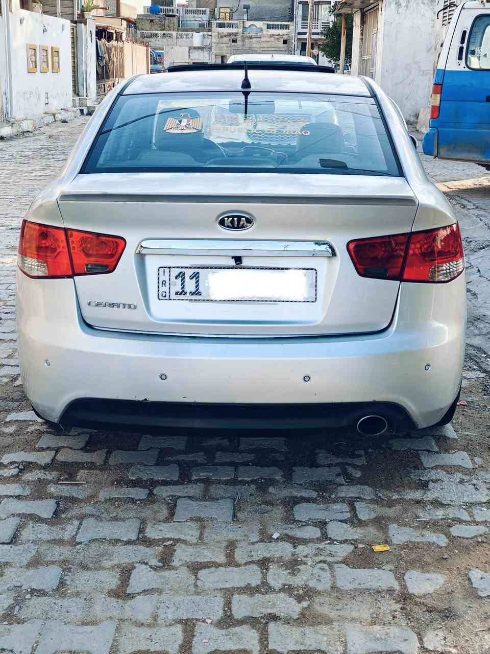 سلام عليكم
كيا سيراتو 
موديل 2009
خليجيه 
بيها جاملغ +نص باب صبغ 
 السونار مرفق مع المنشور 
الموصفات معروفه 
تحكم استيرن 
مكينه 1600 دوش 
فتحه سقف 
شاشه كبيره 
كامره دواره 
حداديه صدر 
ماشيه 130 
حساسات 
تبريد ثلج 
كشنات تدفه 
تخم تاير 
دوشمه جلد 
گير ومكينه خير من الله 
السياره جاهزه ومابيها كل نقص 
س 88
رقم بغداد الانكليزي 
مشروع وطني 
تحويل مباشر 
مكاني بغداد 
ه‍ ***********

