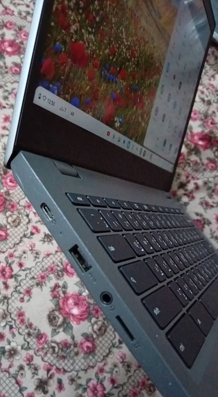 لابتوب لينوفو  نضام اندرويد جديد ما مستخدم ذاكره 32 كيكه كامره اماميه يدعم جميع التطبيقات منفذ رام  منفذ شحن2 تايب سي مع شاحنه اصليه
الاستفسار ***********  واتساب               مكان بغداد حي اور 
سعر 125 وبيه مجال
