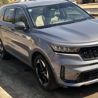 سورنتو للبيع 2022 وارد امريكي  السياره حادثها واضح لا شاصي لا لغد مكين...