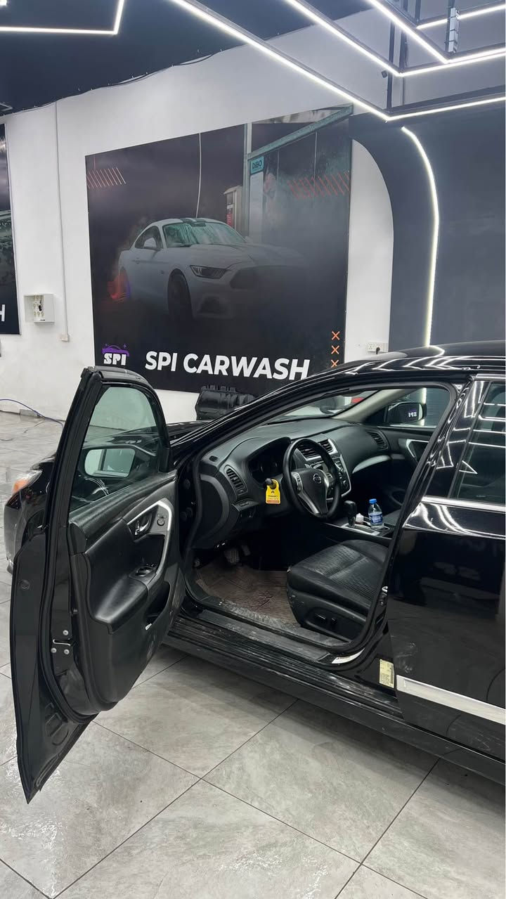 🚗 نیسان ئاڵتیما 2017 بۆ فرۆشتن 🚗

🔹 مۆدێل: 2017
🔹 ڕەنگ: ڕەش (وارد ئەمریکی 🇺🇸)
🔹 مۆاسەفات: شەغالە (ب سوویچ پێدبیت)، بەسمە، کامێرا، کوشنێ سایەقی یێ کارەباییە.
🔹 غرامە: د ناڤبەرا 1300 بو 1400 دولار غرامە ل سەرە
🔹 ڕەقەم شاسێ: 1N4AL3AP3HN326470

📍 جهـ: زاخۆ
📞 تەلەفۆن: *********** زاخو, دهوك
