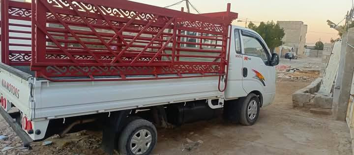 سلام عليكم سياره كيه عموشه 2010 مكفوله كفاله عامه السعر 90 وبيها مجال  الاستفسار ع الرقم*********** غير متواجد ع الفيس اتصل وبيك خير وتدلل
