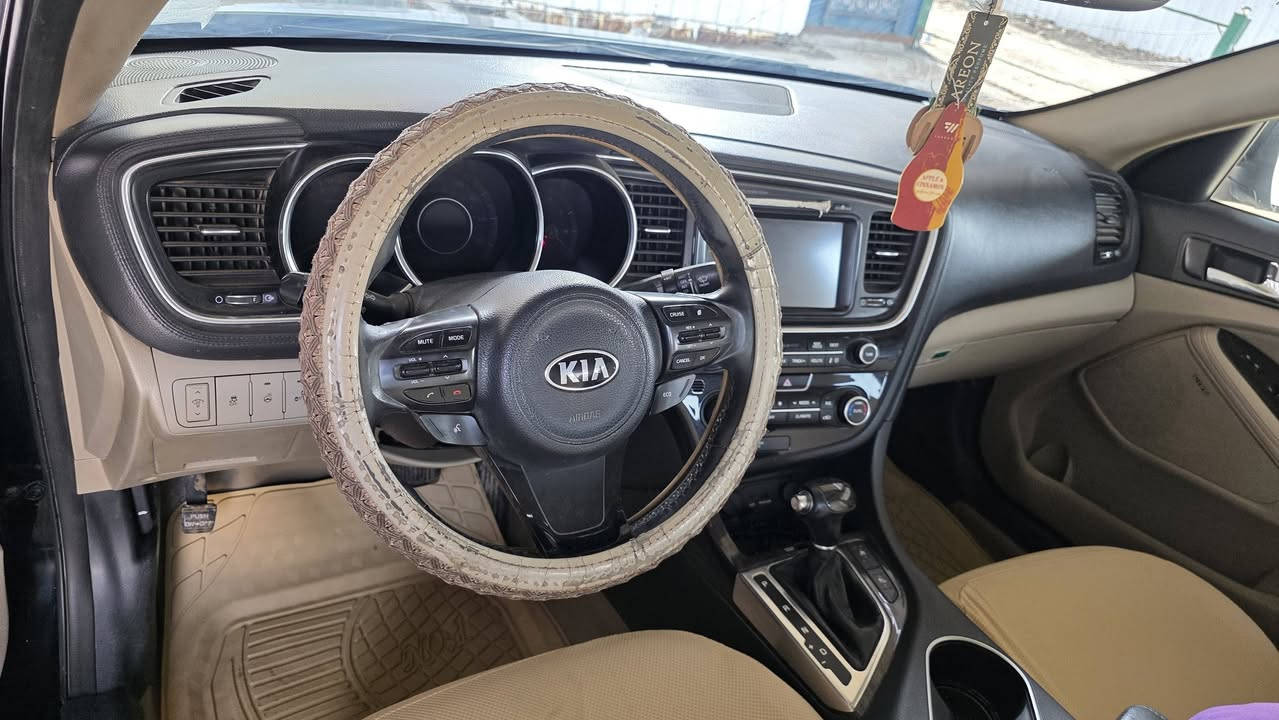 اوبتما ١٤ أمريكي مكينة ٢٤٠٠ فول ١/١ بدون حادث بدون بارد بدون صبغ مكفولة أكرر فول ١/١  السعر ١٢٥ وبيها مجال قليل 
***********
