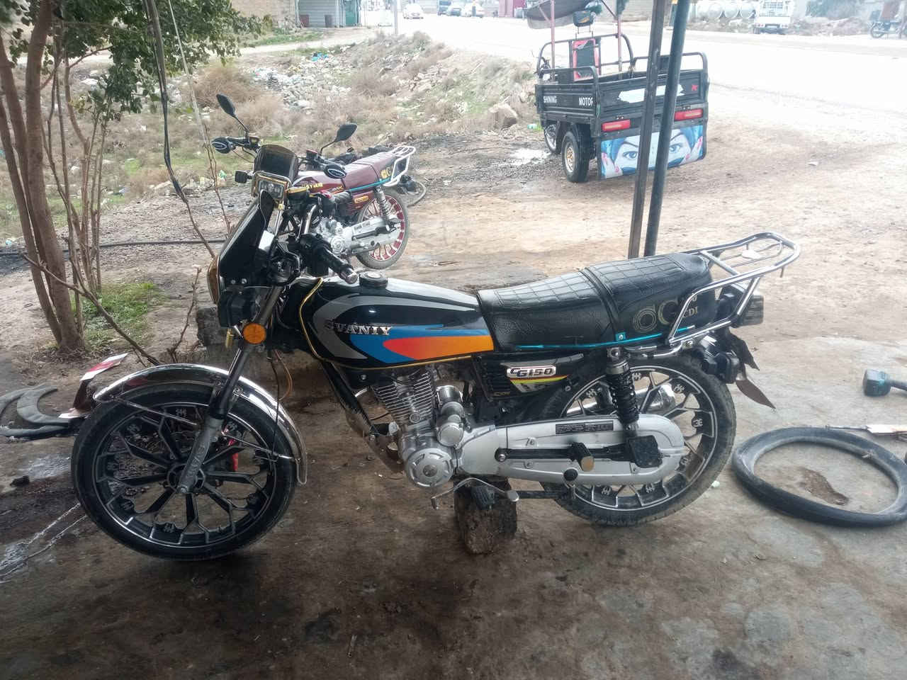 السلام عليكم
موطور 
سؤنك 25 بس التانكي مو لوه 
كلشي مايعوزو
الموطور نشط 
فولل 
للبيع ب 575وبيه مجال 
ملاحضه /يرهم مراوس حسب القناعه 
خاص مفتوح 🔓
الهاتف ***********
