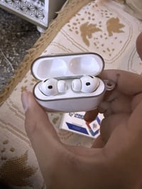 ايربودز برو جيل ٣ نظافة السماعة100% السماعة بدون زلخ لان حاطلها كفر ال...