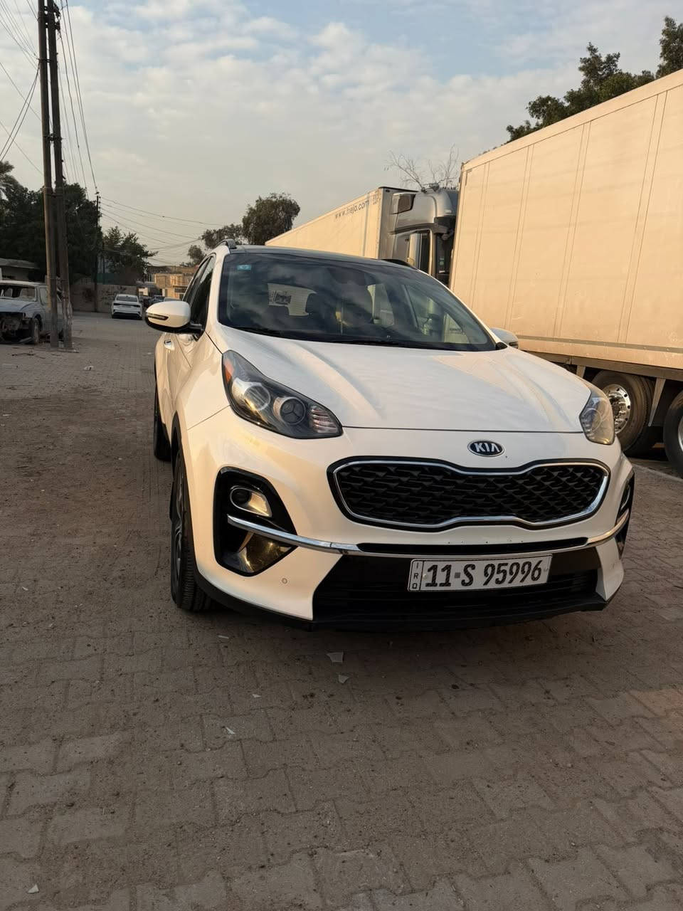 سبورتج 2021 وراد امريكي سيارة مواصفات EX فول مواصفات  بنراما بصمة صندوق كهرباء تدفأ استيرن بالكشنات  سايد بريك بصمة ماشية 42mi  
مكينة 2400 GDi
السيارة كلين صور الحادث موجودة داخل المنشور 
مكان السيارة بغداد 
السعر ٢١ الف وبيه مجال
للاستفسار الاتصال على الرقم
***********واتساب
***********اتصال
