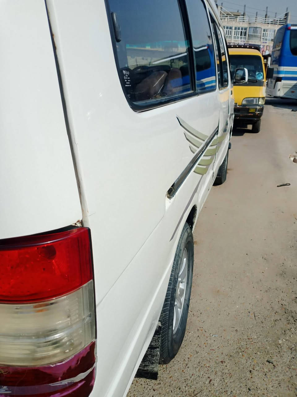 سلام عليكم جنبي  2009 رقم دهوك شمالي تحويل ثاني يوم سياره مكينه كير ما مفتوحات بلادي بيه صبغ بل باب سلايت ربع وره لباب سلايت فقط حداده كربيات تيرات مكفولات ترايك وين ماجان مكان بغداد سعر 63وبيهه مجال رقم الهاتف *********** هذه رقمي بي وتساب ماتواجد عله فيس
