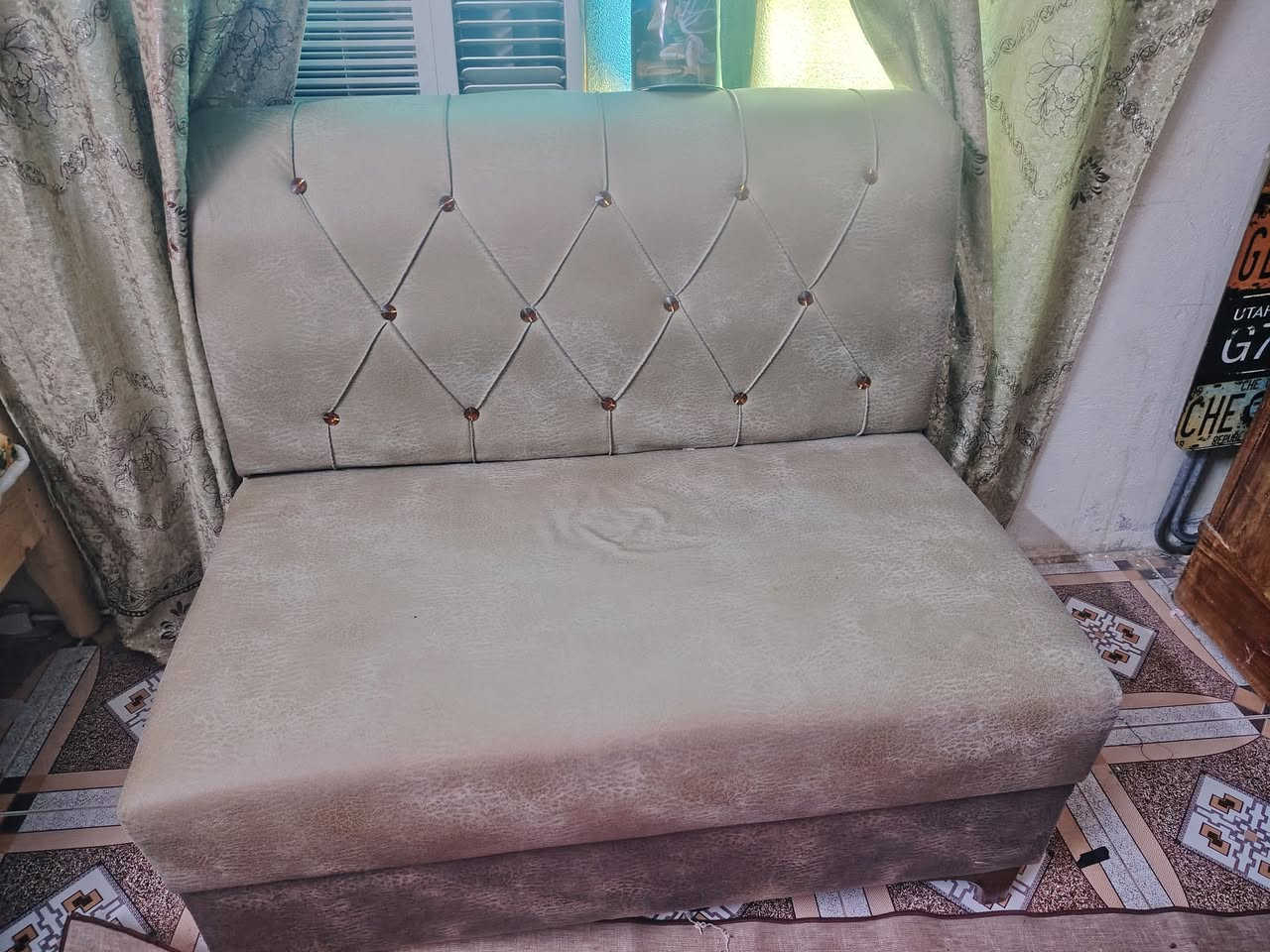 تخم سعر شراء ٤٥٠ تزكام ( ٥ امتار) 
البيع ٢٠٠ وبيه مجال الشراي يدخل خاص


**إذا كنت صاحب هذا الإعلان وتريد حذفه لأي سبب، رجاءا أرسل رسالة إلى الدعم الفني**