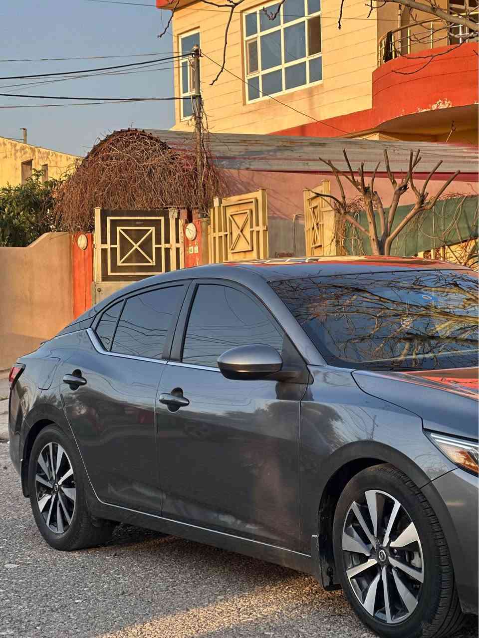 Nissan Sentra SV. 2023
نيسان سنترا 2023 
مكينه 2.0
دوش 4
موديل Sv
كوشنات الاماميه هيتار 
ستيران هيتار 
داخلي قيسي 
نظام eco
كشن كهربائي 
رادار امامي خلفي 
تحديد مسار 
بصمه 
فتحه سقف سلايت 
شاشه كاربلاي
ماشيه 56km

رقم شاصي 3N1AB8CV4PY273546
ضرر خفيف جاملغ تبديل شركه 
وارد أمريكي ايرباك سستم
لون نفطي 
مرقمه دهوك / سنويه جديده / مرقمه قبل 6 اشهر 
تحويل شرط ثاني يوم 
كتاب جام اسود مخول من مرور دهوك 
بدون قص / بدون دواخل /ايرباك سستم 
الاستفسار اتصل عالارقام التاليه 
او مراسله الصفحه 
***********واتساب 
*********** دهوك, العراق
