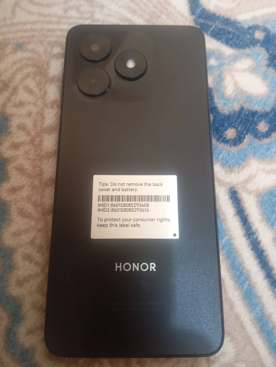 تلفون جديد مامستخدم هواي
اللبيع 
رقم ***********
