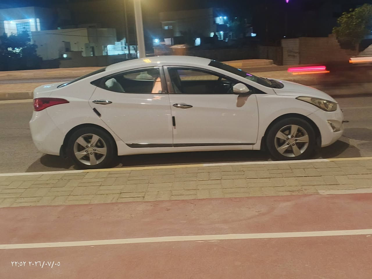 السلام عليكم النتره خليجي موديل 13 بيه 4قطع صبق بدون دواخل سياره جديده وجاهزه السعر شده وبيه مجال ***********
