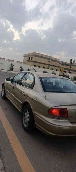 السلام عليكم ورحمه الله
يوجد سوناتا وفود للبيع 

خليجي خليجي والسونار مرفق مع الصور

التفاصيل :

اللون ذهبي 

المحرك 4 سلندر حجم 2000 مكفول من جميع النواحي 

الكير ٤ نمر ايضا مكفول 

الكهرباىيات جميعها شغاله حتى عداد النمر والاشاره الجانبيه في الجاملغ

التبريد ثلج بستم

٥ ويل كب اصلي هونداي 

الضرر تبديل باب فقط بدون اي ضربه قويه والسونار مرفق لايوجد كص وضرر في الشاصي 

ملاحضه اخوان يوجد خياس في الباب وداير الجاملغ

السنويه باسمي رقم دولي وهزة جديده يعني ما يحتاج تالسياره في المرور 

السعر 63 وبيها مجال قليل

***********
