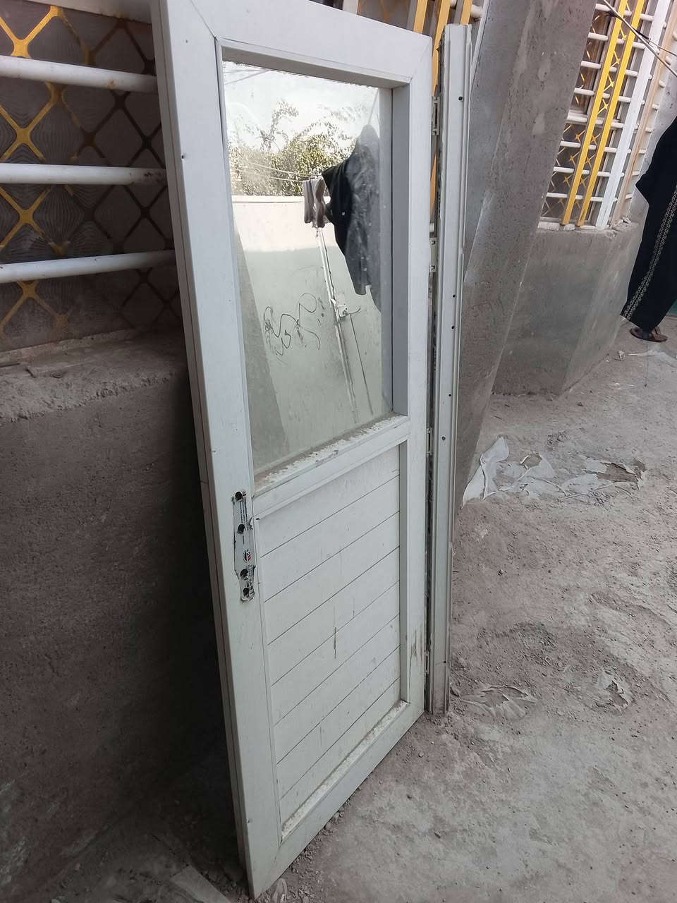 تانكي مي 500 لتر  سيسكو الاصلي شرط مال ارو ونوعيه المرنه الاصليه شتريته ب 85  رايده ب 50 وبي مجال  
باب حمام سعرها 10  توصيل معندي


**إذا كنت صاحب هذا الإعلان وتريد حذفه لأي سبب، رجاءا أرسل رسالة إلى الدعم الفني**