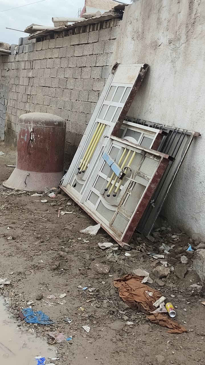 السلام عليكم يوجد لدينا ابواب وشبابيك ومحجرات مكان بغداد التاجيات يم جسر الدوار منطقة الصابيات ***********
