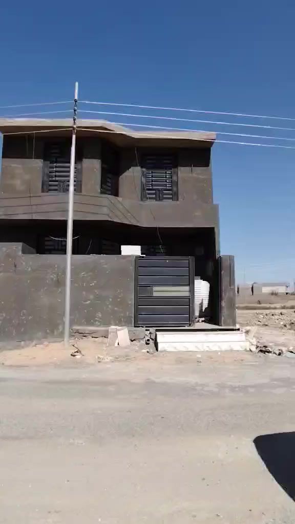 السلام عليكم بيت للبيع مساحه 100
التفاصيل بل فيديو الاستفسار ***********
