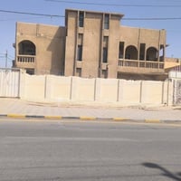 دار للبيع • بيت للبيع • دار حي المتنبي • بيت حي المتنبي • دار 500 متر ...