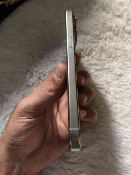 15برو ماكس  ذاكرن 256 دبل سيم بطاريه 92 za  مشحون 360 مره شرط ضد الماي  ***********
