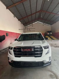 GMC Acadia evolution 2025  Full mwasafat   فول مواصفات ارباك فقط سترين...
