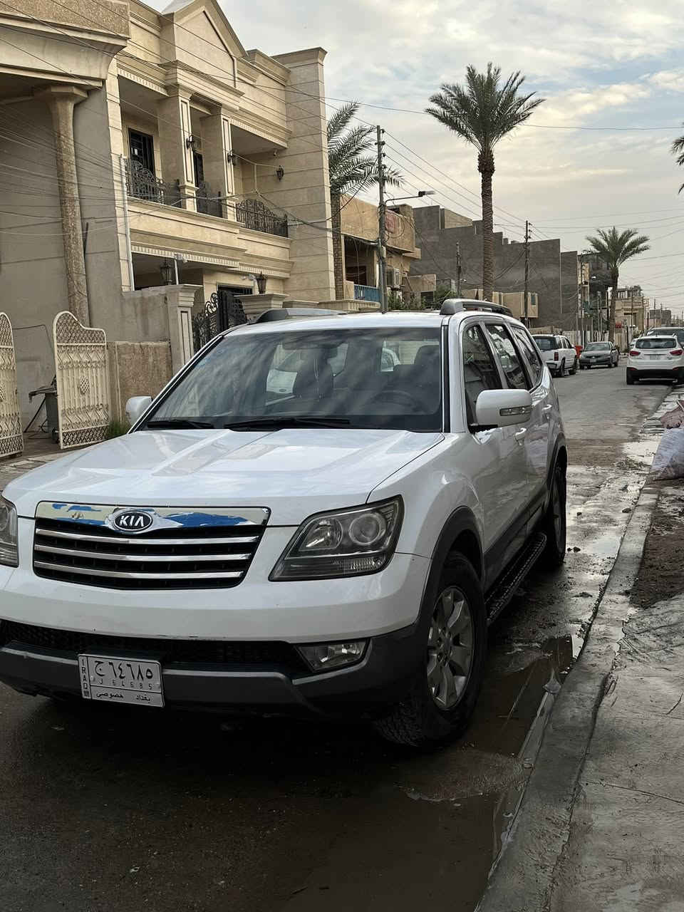 سلام عليكم سياره ماهافي 2012خليجي سياره نضيفه وكل صبخ مابيه ولاتبديل محرك ستدندر وسته سلندر من داخل نضيف تبريد فول  150 بيه مجال رقم بغداد وسكن بغداد لاستفسار ***********
