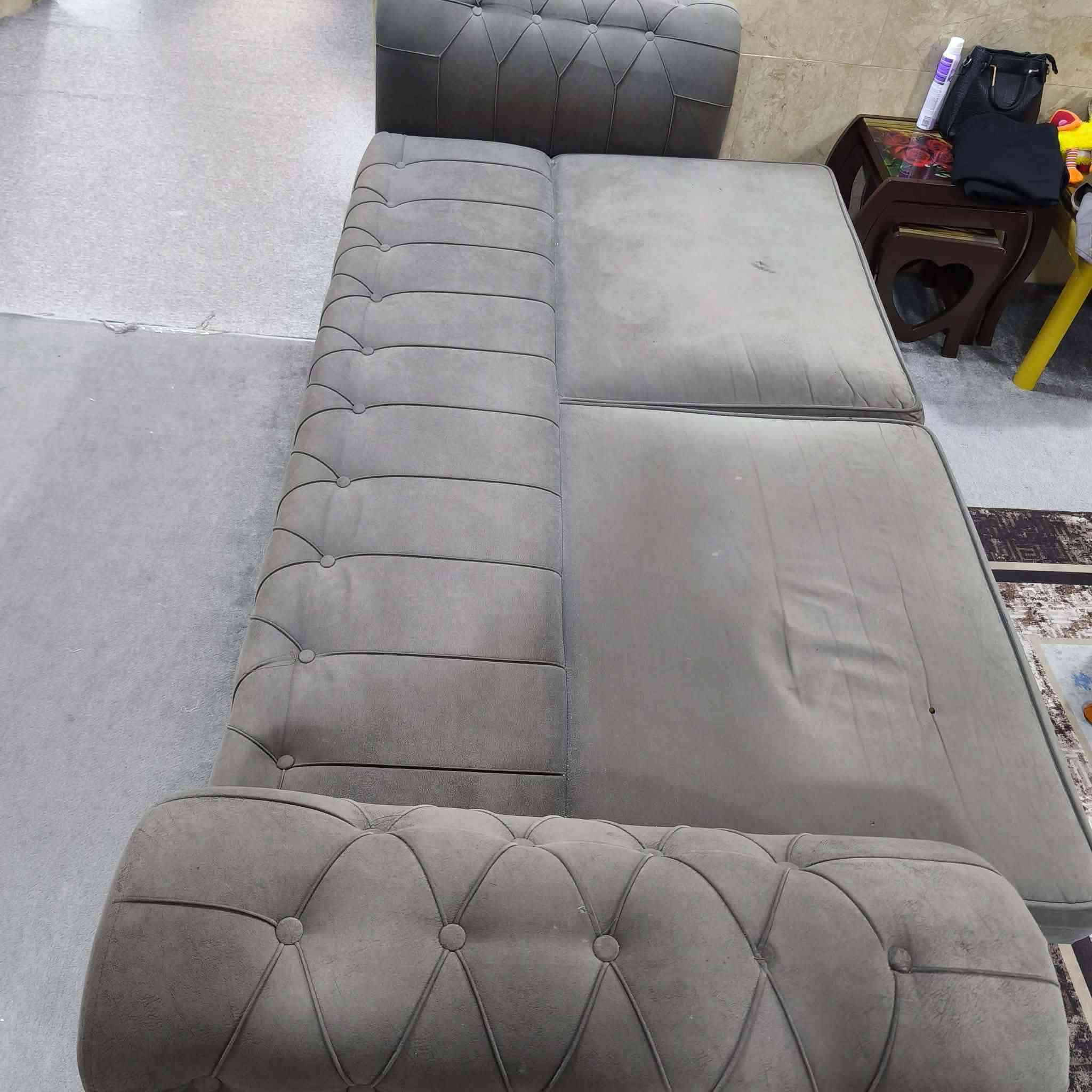 تخم للبيع تركي 8 مقاعد ايصير سرير وبي مخزن نظيف جدا سعره مناسب الي يريد يجي خاص


**إذا كنت صاحب هذا الإعلان وتريد حذفه لأي سبب، رجاءا أرسل رسالة إلى الدعم الفني**