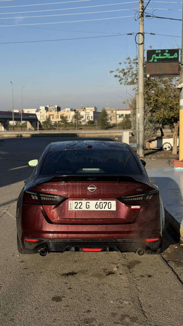 بسم الله الرحمن الرحيم 

نيسان التيما موديل ٢٠٢٤. مواصفات sv

السياره بيهه بابين صبغ وشويه من الهلال وصور الحادث موجود
بيهه مكانين pdr ع كد الشبر وكارت تكحيل

السياره بجم كبس خلفي كبس كير مكينه كهربائيات كله شرط

مواصفاته معروفه الsv 
رادار امامي ، رادار خلفي ، نقط عمياء ، تشغيل عن بعد ، حساسات ، كامره دواره ، ابل كار بلي ، اندرويد اوتو ، كشن كهرباء ، لايتات ليد ، 
السياره عليهه بك لايتات ، دفيوزر ، صالنصات ، ساوند سستم صوت الباين ( يعني سماعات الداخليه مبدل ) 
بيهه نظام ليد داخلي متغير برنامج تلفون ٨٠٠ لون 

تايراته جدد وبدلت دهن قبل اسبوع من موتول 

السياره ماشي ٤٩ الف كيلوو متر

مكان السياره اربيل ( *********** )

السعر 162$ يعني 16,200$ وبي مجال كلششش قليل الي مو شراي ويريد ينزل من سعر هواي ليتصل ولكسر بالسوك
