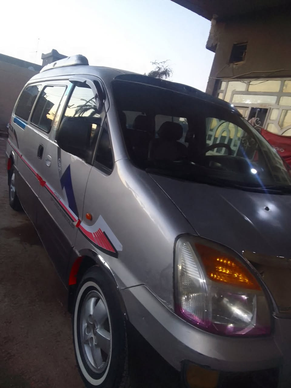 للبيع ستاركس 2006 سياحي لون سلفر سياره بلادية مابيهة صبغ كفاله مكينة تجفيت جديد تخم تاير صدر جديد مكينة وكير اوتماتيك بلادي مو محور واكسن شواصي كفالة عامة 4مكفول رقم بغداد مكاني بغداد ابو غريب شراي يتصل مكلف با لنشر *********** /***********
