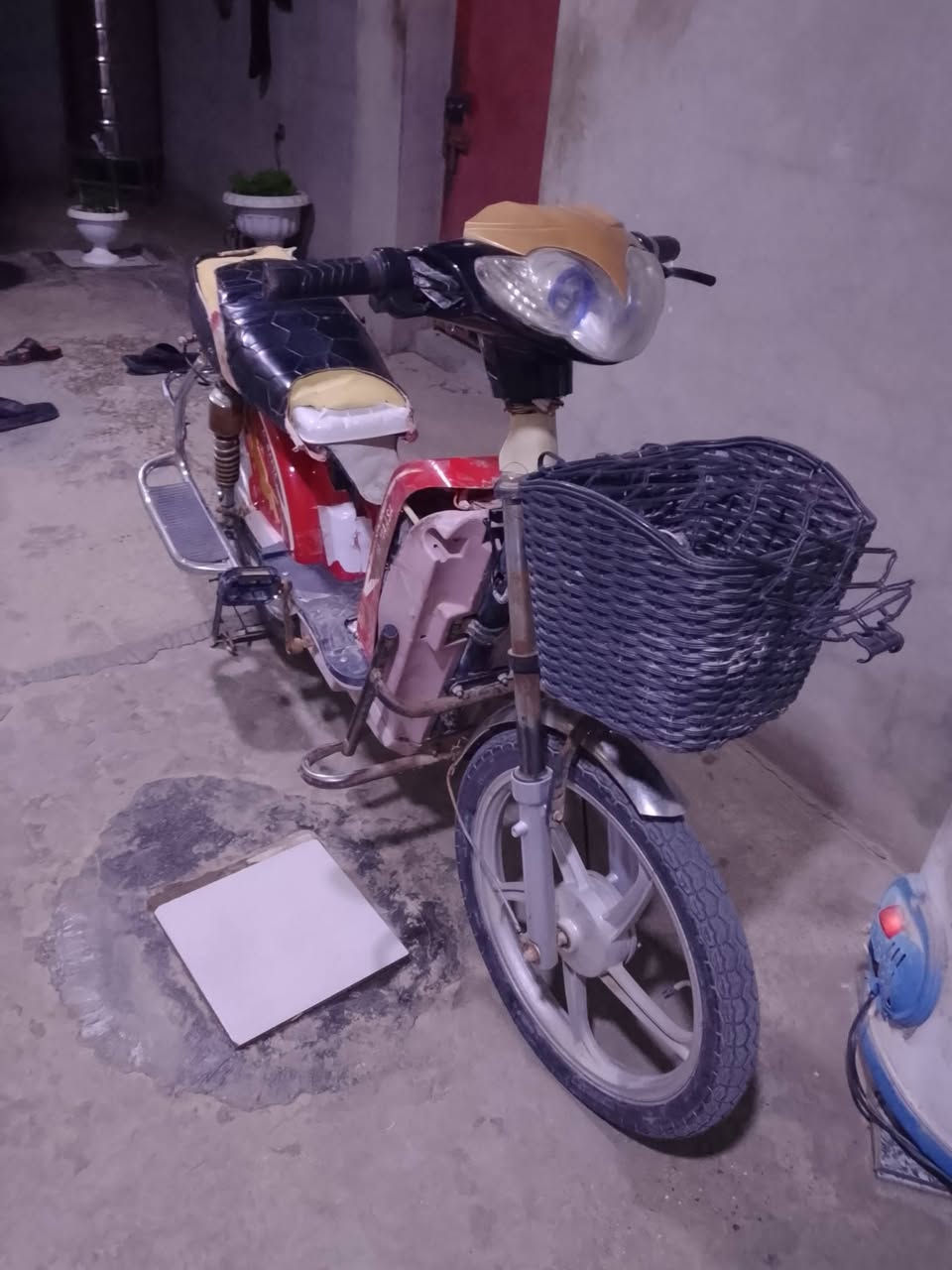 ماطور شحن للبيع بطاريات فول كشر نضيف بس يرادله ترتيب ماطور خير من الله مال روحه وجيه ع كد الحال سعره 150وبي مجال مكان جولان


**إذا كنت صاحب هذا الإعلان وتريد حذفه لأي سبب، رجاءا أرسل رسالة إلى الدعم الفني**