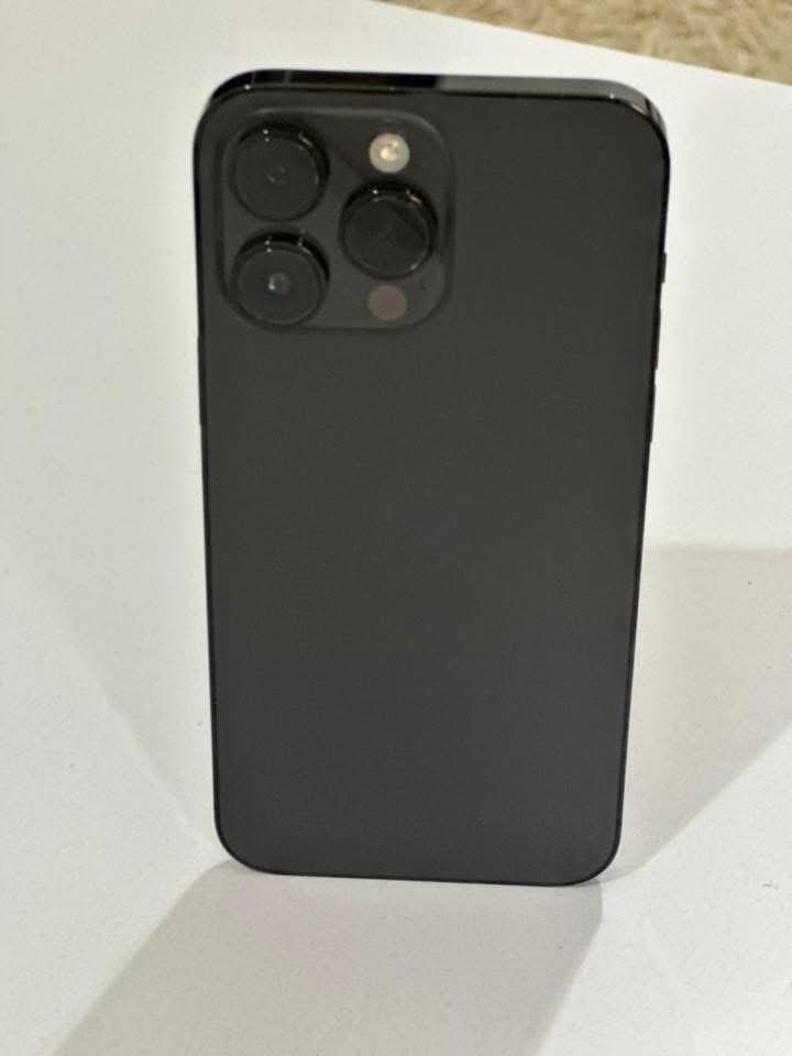 السلام عليكم
📱14 برو ماكس 
ذاكره 256
🔋بطاريات 85
نضافه الجهاززز 100/100 وتر بروف جهاززز مكفول لامفتوح ولا مبدل بي شي شرق اوووووووسط  
السعر 850 الف قفلللللل
الموقع/ بغداد المنصور 
رقم الهاتف /*********** واتساب 
ملاحضه/ ضمان 7 ايام
