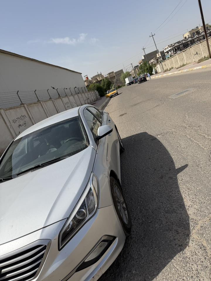 سلام عليكم سوناته موديل (18) ادوات كصة جنطه لحيم باجات درجه اولى دخول جديد غاز بلاد خط واحد انسى صرفيه سياره خير من اللّٰه جديده بمعنى الكلمه انضف من الصور سياره جاهزه من كلشي برغي ماناقصها ربع ماذب عليه كفاله مكينه وكير وحداديه وتبريد السيارة مال جني السياره مري شفط تحكم ستيرن نضام ايكو مانع نزلاق غرفتها جلد تبريد قطعتين امامي وخلفي متومه ارقام وسنويه بغداد  طبق الاصل شرط الحاسبه وين ماتريد تروح روح
ب55 وبيها مجال بسيط
مكانها بغداد 
اي ستفسار وتساب
***********
