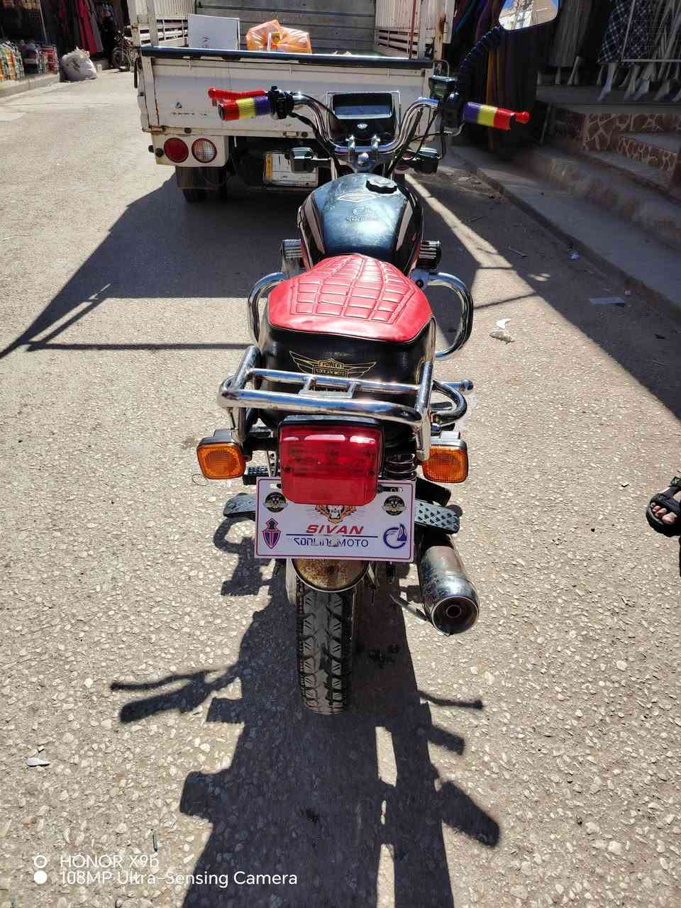 السلام عليكم 
سيفان 22 للبيع كامل محرك زين
 سلف كهربائيات كلها شغاله 
سعره 475 بدون عمله ويرهم مراوس
مكان القائم حصيبه اتصال فقط#***********واتس
