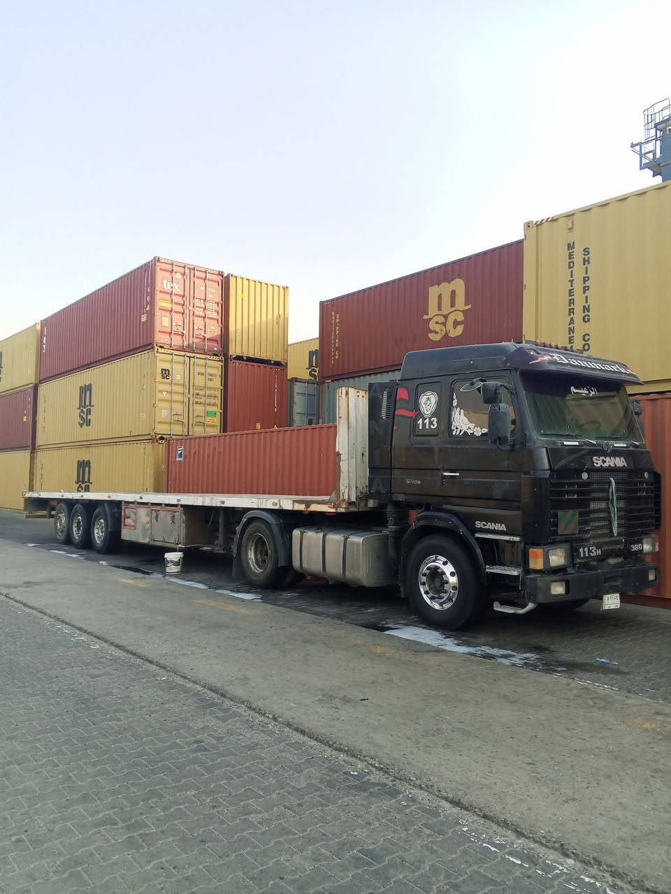 السلام عليكم شباب سكانيه مشلح113 مكينه سته كير خمسه بخمسه سنويه ل29 شرط ثاني يوم تحويل وسيارة تخم تأير هي وعربانتهه  السعر160, وبيهه مجال قليل رقم الجهاز ***********
