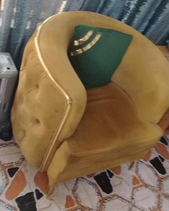 #بيع_سريع📌👇🏻
تخم عراقي تسكام 12 مقعد نظيف كلش💯
العنوان #بغداد_الدورة📍للمزيد مراسلتي✅👍🏻


**إذا كنت صاحب هذا الإعلان وتريد حذفه لأي سبب، رجاءا أرسل رسالة إلى الدعم الفني**