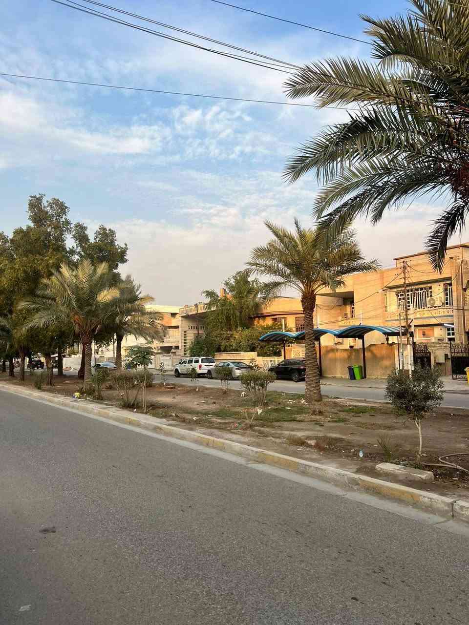 للايجار في #السيديه

قطعه تجاريه مساحه 150 م ☑️

جبهه 6  النزال 25 تصلح اي نشاط تجارري 💠

السيديه شارع النخل شارع 30 م سايدين 🔶

بدل الايجار ( مليون ونص قفل ) 🔒🔶

للأستفسار اكثر ☎️📞***********
